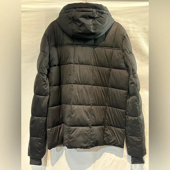 NWOT - Men’s Nuage Jet Black Hooded Puffer Jacket - Size Large - Picture 2 of 8